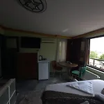 Royal Gur Hotel